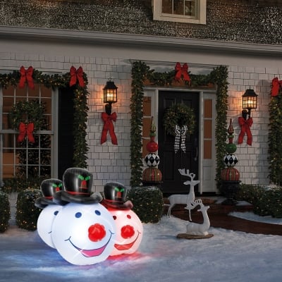 Светеща LED Коледна украса надуваем Снежен човек на батерии